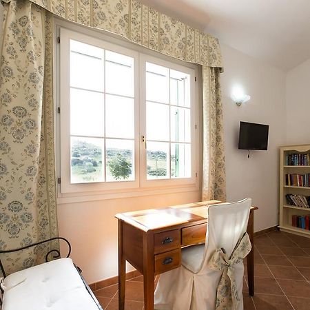 Villa Raimonda Putifigari Ngoại thất bức ảnh